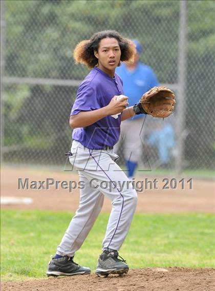 Thumbnail 2 in Christian Brothers vs. Sacramento (Land Park Easter Tournament) photogallery.