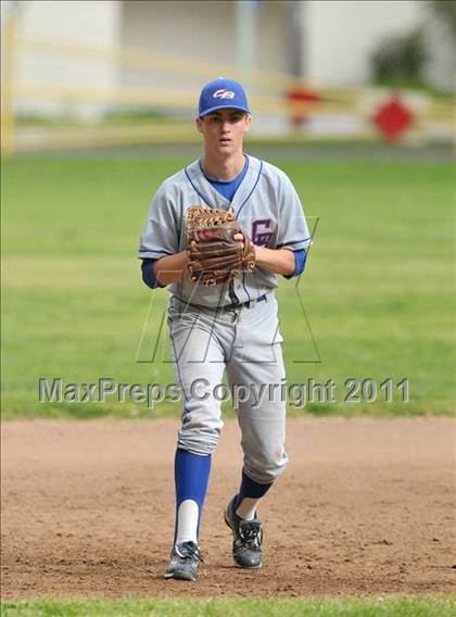 Thumbnail 3 in Christian Brothers vs. Sacramento (Land Park Easter Tournament) photogallery.