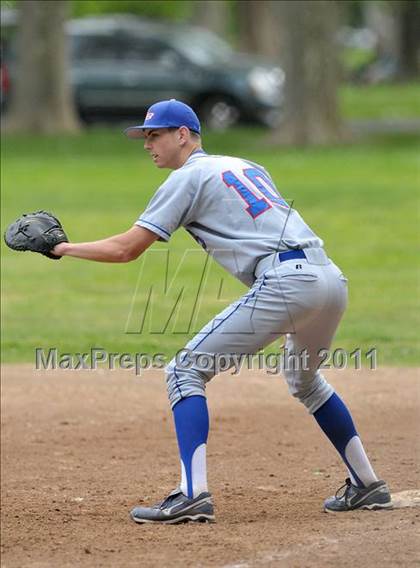 Thumbnail 3 in Christian Brothers vs. Sacramento (Land Park Easter Tournament) photogallery.