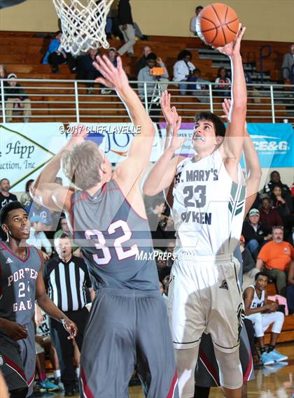 Thumbnail 3 in Porter-Gaud vs St. Mary's Ryken (Rotary Roundball Classic) photogallery.