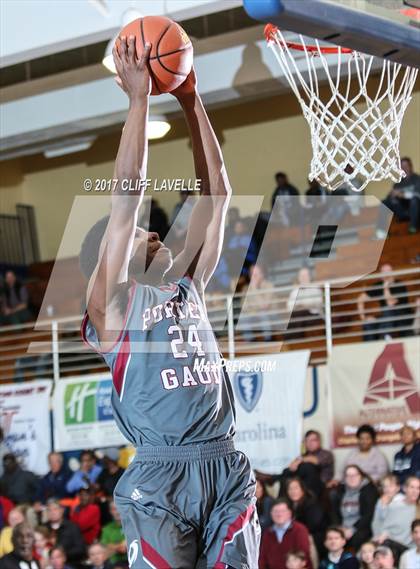 Thumbnail 3 in Porter-Gaud vs St. Mary's Ryken (Rotary Roundball Classic) photogallery.