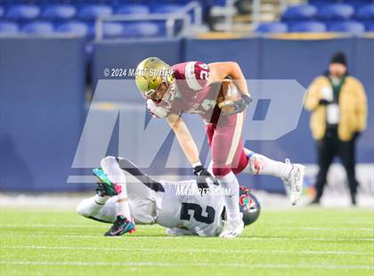 Thumbnail 2 in Central Catholic vs. Bishop Watterson (OHSAA Division 3 Final) photogallery.