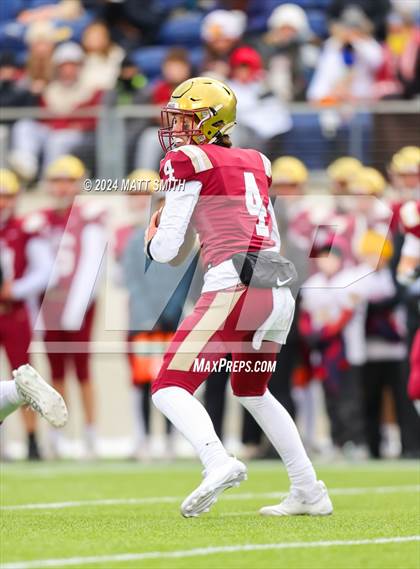 Thumbnail 1 in Central Catholic vs. Bishop Watterson (OHSAA Division 3 Final) photogallery.