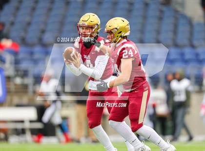 Thumbnail 2 in Central Catholic vs. Bishop Watterson (OHSAA Division 3 Final) photogallery.