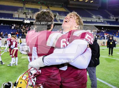 Thumbnail 3 in Central Catholic vs. Bishop Watterson (OHSAA Division 3 Final) photogallery.