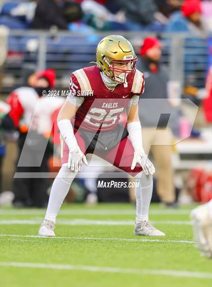 Thumbnail 3 in Central Catholic vs. Bishop Watterson (OHSAA Division 3 Final) photogallery.