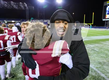 Thumbnail 3 in Central Catholic vs. Bishop Watterson (OHSAA Division 3 Final) photogallery.