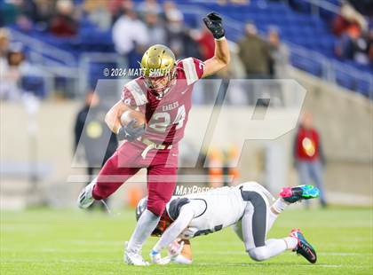 Thumbnail 2 in Central Catholic vs. Bishop Watterson (OHSAA Division 3 Final) photogallery.