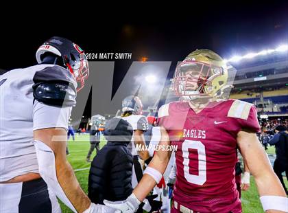 Thumbnail 2 in Central Catholic vs. Bishop Watterson (OHSAA Division 3 Final) photogallery.