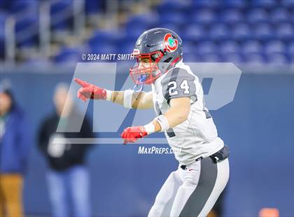 Thumbnail 3 in Central Catholic vs. Bishop Watterson (OHSAA Division 3 Final) photogallery.