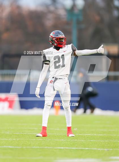Thumbnail 2 in Central Catholic vs. Bishop Watterson (OHSAA Division 3 Final) photogallery.
