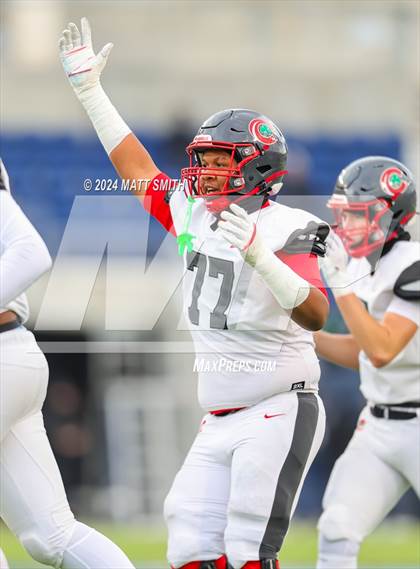 Thumbnail 2 in Central Catholic vs. Bishop Watterson (OHSAA Division 3 Final) photogallery.