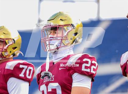Thumbnail 2 in Central Catholic vs. Bishop Watterson (OHSAA Division 3 Final) photogallery.
