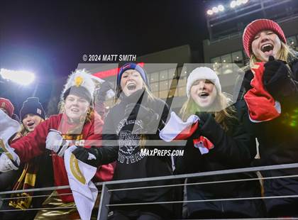 Thumbnail 3 in Central Catholic vs. Bishop Watterson (OHSAA Division 3 Final) photogallery.
