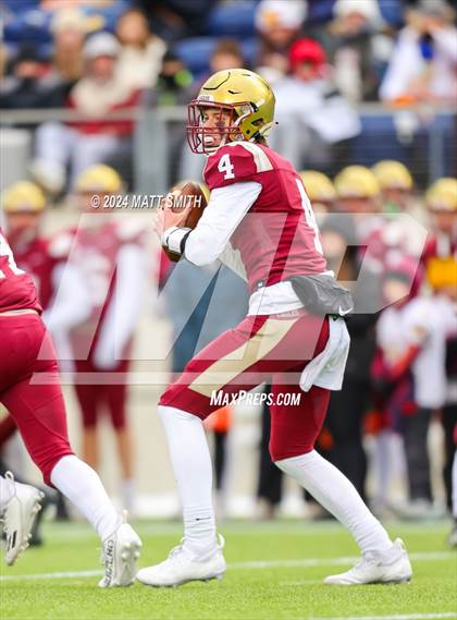 Thumbnail 2 in Central Catholic vs. Bishop Watterson (OHSAA Division 3 Final) photogallery.
