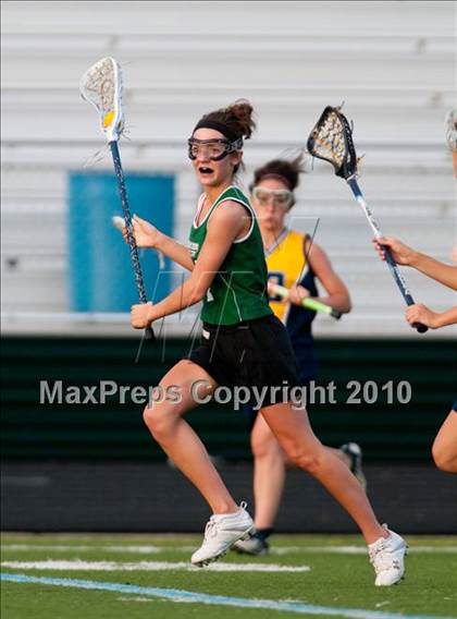 Thumbnail 1 in Mahtomedi vs Mounds View (Section 4 Playoffs) photogallery.