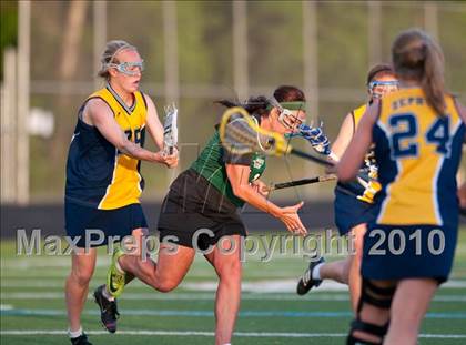 Thumbnail 1 in Mahtomedi vs Mounds View (Section 4 Playoffs) photogallery.