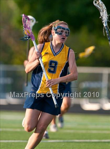 Thumbnail 1 in Mahtomedi vs Mounds View (Section 4 Playoffs) photogallery.