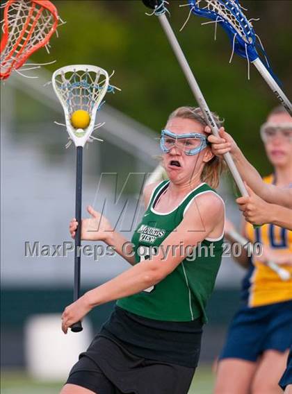 Thumbnail 1 in Mahtomedi vs Mounds View (Section 4 Playoffs) photogallery.