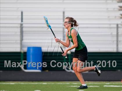 Thumbnail 2 in Mahtomedi vs Mounds View (Section 4 Playoffs) photogallery.