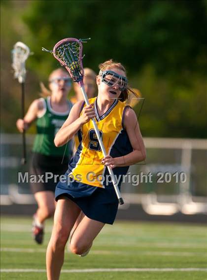 Thumbnail 2 in Mahtomedi vs Mounds View (Section 4 Playoffs) photogallery.