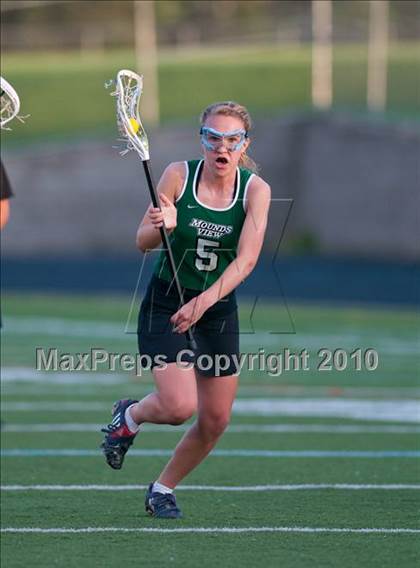 Thumbnail 1 in Mahtomedi vs Mounds View (Section 4 Playoffs) photogallery.