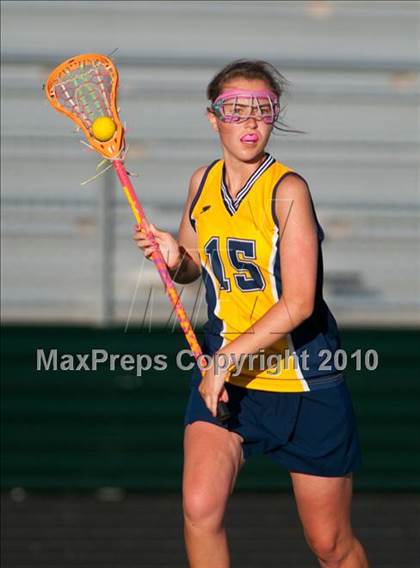 Thumbnail 3 in Mahtomedi vs Mounds View (Section 4 Playoffs) photogallery.
