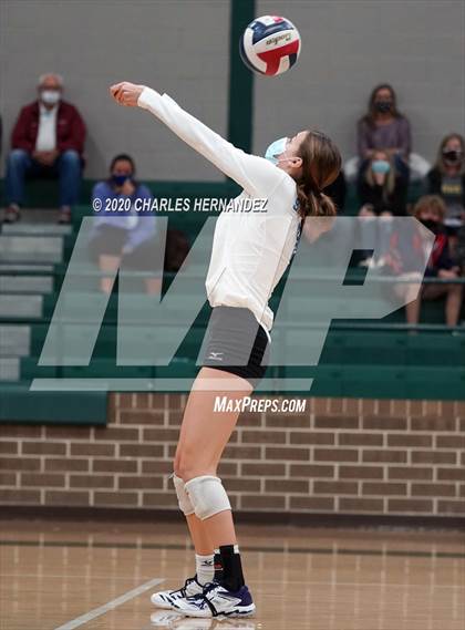 Thumbnail 2 in Richards School for Young Women Leaders vs. Magnolia West (UIL 5A Area Playoff) photogallery.