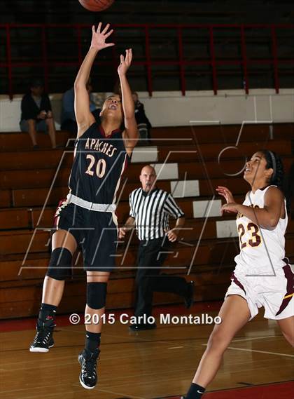 Thumbnail 2 in Arcadia vs. West Covina photogallery.