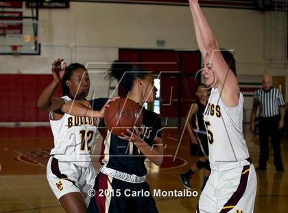 Thumbnail 3 in Arcadia vs. West Covina photogallery.
