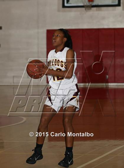 Thumbnail 3 in Arcadia vs. West Covina photogallery.