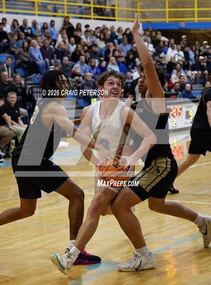 Thumbnail 1 in Sky View vs Snow Canyon (UHSAA 4A Second Round) photogallery.