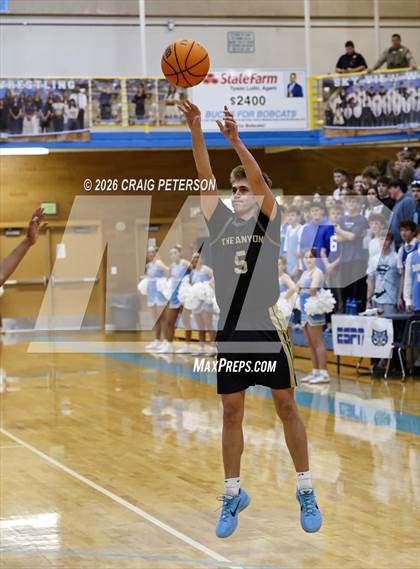 Thumbnail 1 in Sky View vs Snow Canyon (UHSAA 4A Second Round) photogallery.