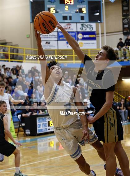Thumbnail 2 in Sky View vs Snow Canyon (UHSAA 4A Second Round) photogallery.
