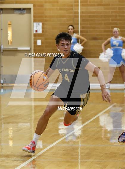Thumbnail 3 in Sky View vs Snow Canyon (UHSAA 4A Second Round) photogallery.