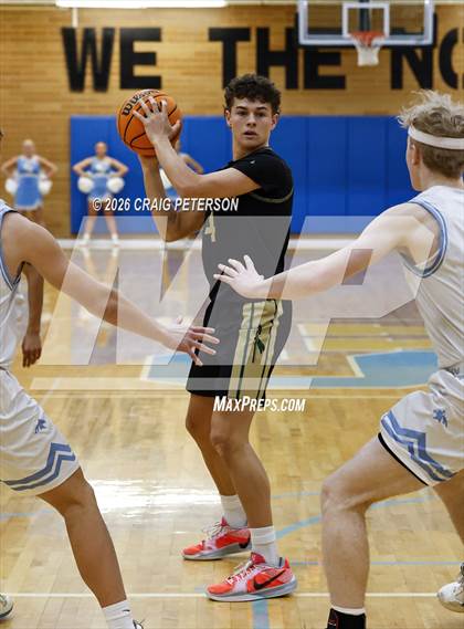 Thumbnail 1 in Sky View vs Snow Canyon (UHSAA 4A Second Round) photogallery.