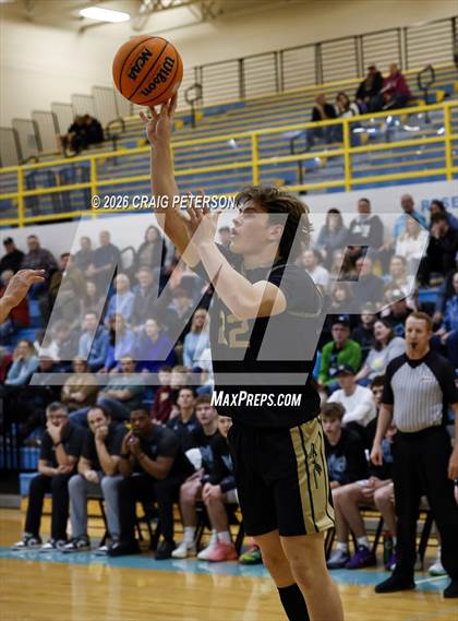 Thumbnail 1 in Sky View vs Snow Canyon (UHSAA 4A Second Round) photogallery.