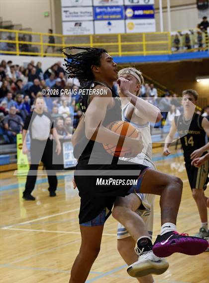 Thumbnail 3 in Sky View vs Snow Canyon (UHSAA 4A Second Round) photogallery.