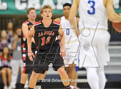 Thumbnail 3 in La Jolla Country Day vs La Jolla (CIF SDS D2 Final) photogallery.