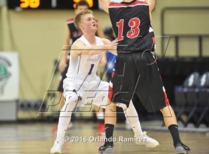 Thumbnail 2 in La Jolla Country Day vs La Jolla (CIF SDS D2 Final) photogallery.