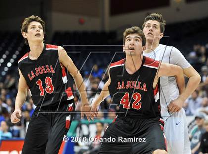 Thumbnail 3 in La Jolla Country Day vs La Jolla (CIF SDS D2 Final) photogallery.