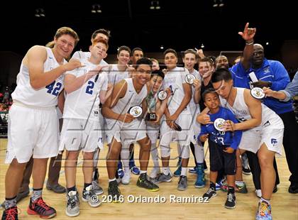 Thumbnail 3 in La Jolla Country Day vs La Jolla (CIF SDS D2 Final) photogallery.