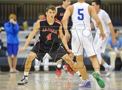 Thumbnail 3 in La Jolla Country Day vs La Jolla (CIF SDS D2 Final) photogallery.