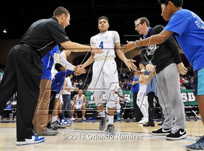Thumbnail 3 in La Jolla Country Day vs La Jolla (CIF SDS D2 Final) photogallery.