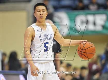 Thumbnail 2 in La Jolla Country Day vs La Jolla (CIF SDS D2 Final) photogallery.