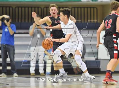 Thumbnail 2 in La Jolla Country Day vs La Jolla (CIF SDS D2 Final) photogallery.