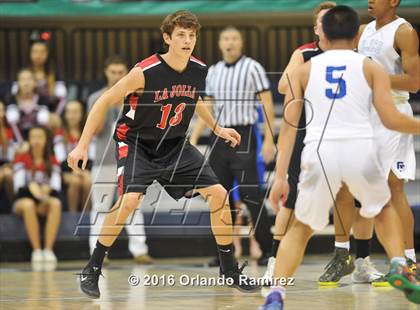Thumbnail 3 in La Jolla Country Day vs La Jolla (CIF SDS D2 Final) photogallery.