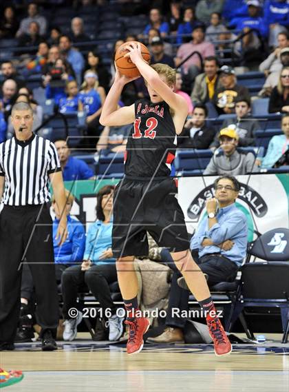 Thumbnail 1 in La Jolla Country Day vs La Jolla (CIF SDS D2 Final) photogallery.
