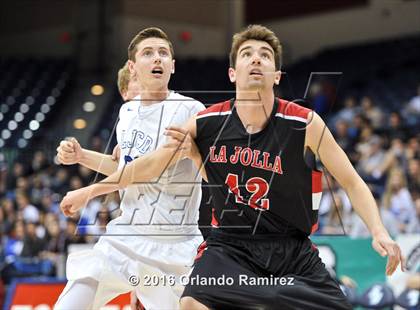 Thumbnail 3 in La Jolla Country Day vs La Jolla (CIF SDS D2 Final) photogallery.