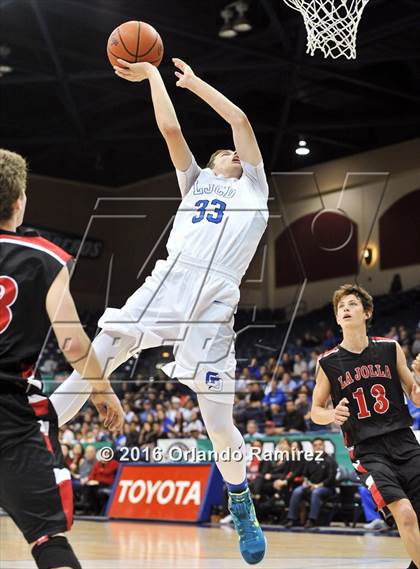 Thumbnail 1 in La Jolla Country Day vs La Jolla (CIF SDS D2 Final) photogallery.